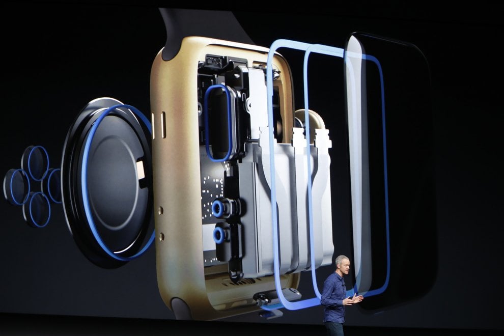 Apple Watch 2: impermeabile e con Gps