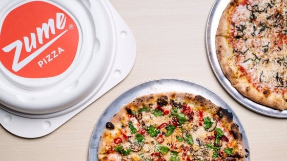 Usa, il pizzaiolo è un robot: "Mai più una margherita fredda"