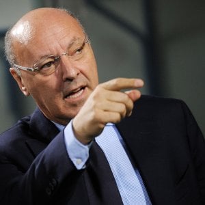 Juventus, Marotta e il mercato: "Witsel a gennaio, che guaio sarà sostituire Buffon"