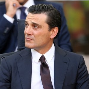 Milan, Montella: ''Tanti complimenti ma non ci casco, con la Juve bisogna essere perfetti''