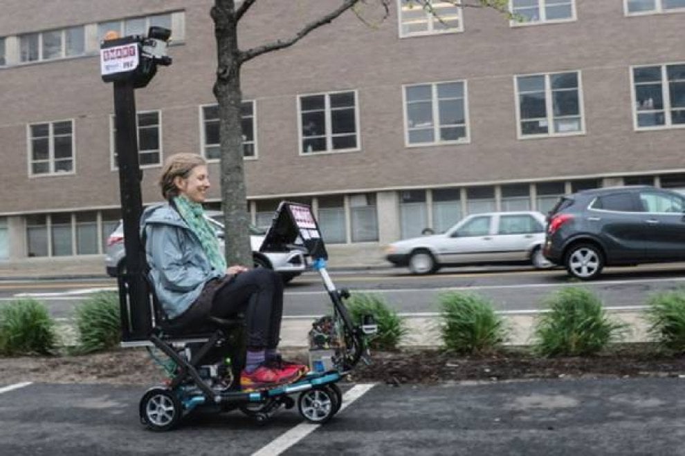 Guida autonoma a due ruote: arrivano gli scooter