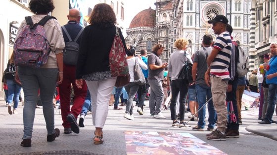Impariamo a camminare tra città e natura