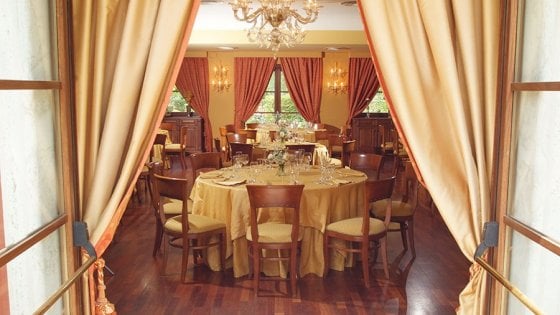 Una sala della Tenuta di Rocca Bruna, tratta dal sito del ristorante