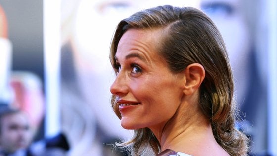 Cécile de France: "Ho una stanza piena di segreti"