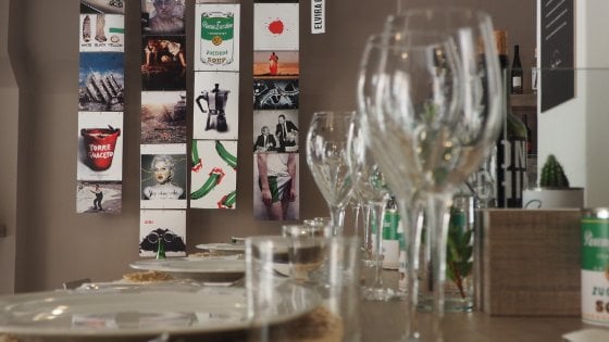 Nel ristorante vegano al 100 per cento, tra goliardia e provocazioni