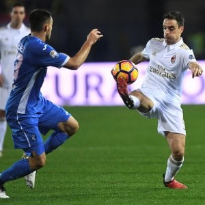Milan, Montella ne perde due in un giorno: out Bonaventura e Mati Fernandez