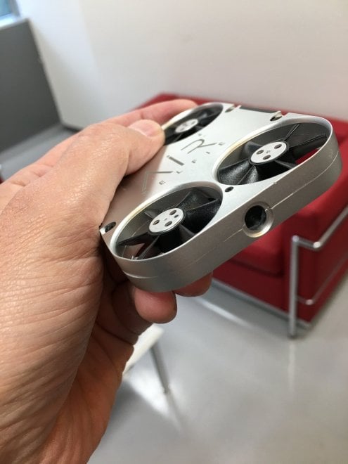 AirSelfie. Il drone diventa mini macchina fotografica 