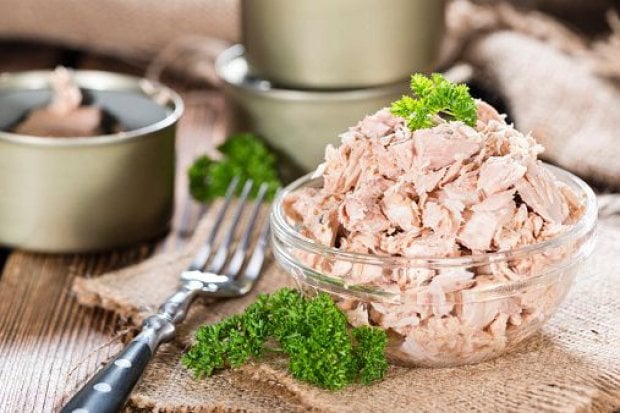 Dieta del sorriso: dal latte al peperoncino, gli alimenti che fanno bene alla bocca