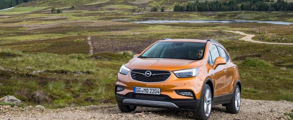 Mokka X, show hi-tech di Opel