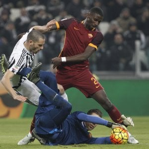 Juventus-Roma: Allegri con Benatia e Chiellini, Spalletti con Salah