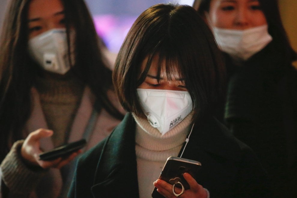 Cina, la provincia dell'Hebei avvolta nello smog. Le immagini da incubo