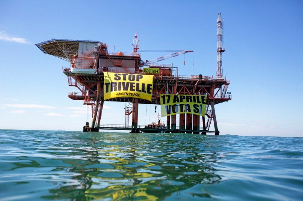 Il 2016 di Greenpeace, dal clima alle trivellazioni petrolifere