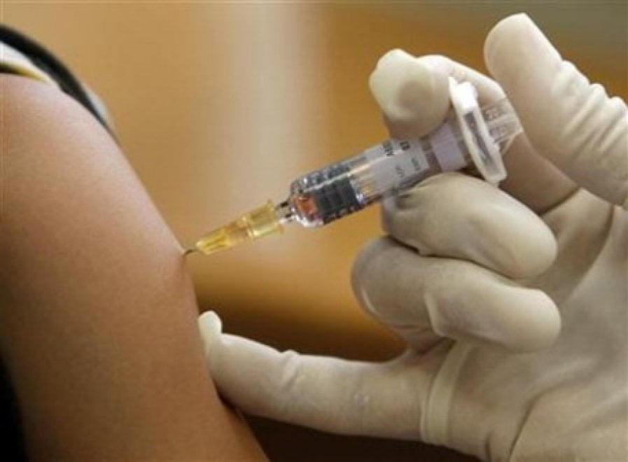 Da Ebola a Zika: la medicina nel 2016