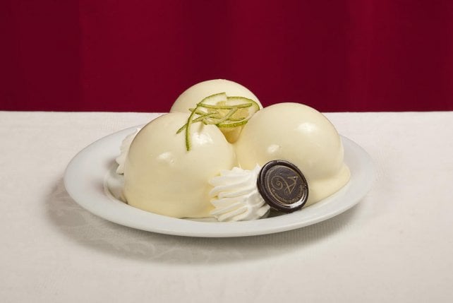 Oltre la pastiera c'è di più: 11 dolci napoletani da non lasciarsi scappare 