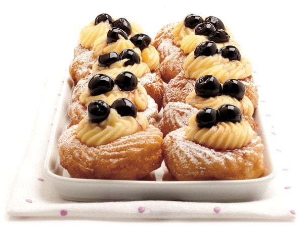 Oltre la pastiera c'è di più: 11 dolci napoletani da non lasciarsi scappare 
