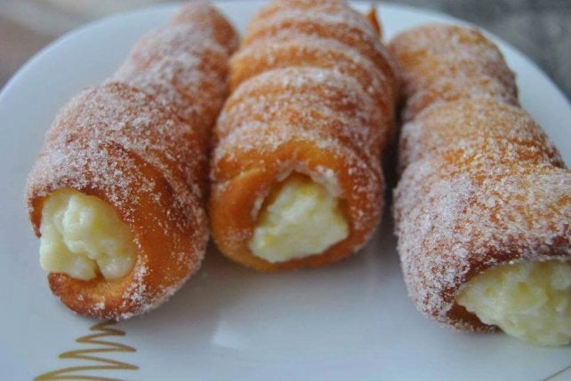 Oltre la pastiera c'è di più: 11 dolci napoletani da non lasciarsi scappare 