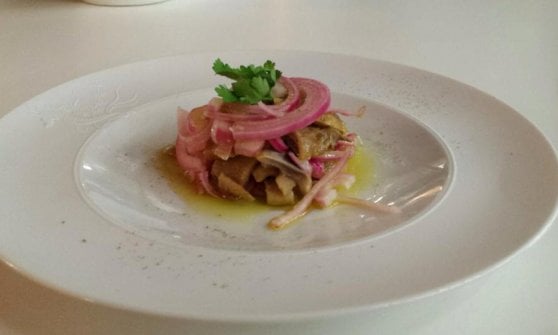 "Aringa sciocca con cipolla di Tropea" dal menu dell'Osteria Il Granaio ( foto di: pagina Facebook del ristorante)