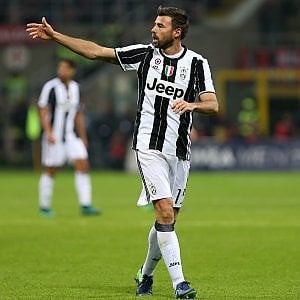 Juventus, Barzagli: "Torniamo in modalità vincente". Se parte Evra, uno tra Masina e Kolasinac