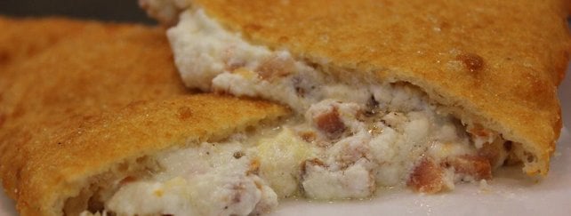 Pizza, la carica delle donne davanti al forno 