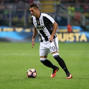 Juve, Allegri senza terzini: con l'Atalanta torna Pjaca