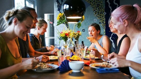 Che vi piaccia o no, ecco la legge (bipartisan) sugli home restaurant