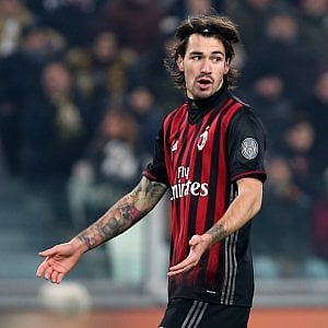 Milan, Montella pensa a Romagnoli terzino. Caceres: si tratta sull'ingaggio