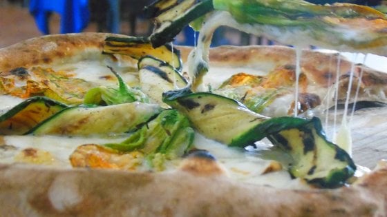 Pizza napoletana a Bologna? Sì, soprattutto se Verace