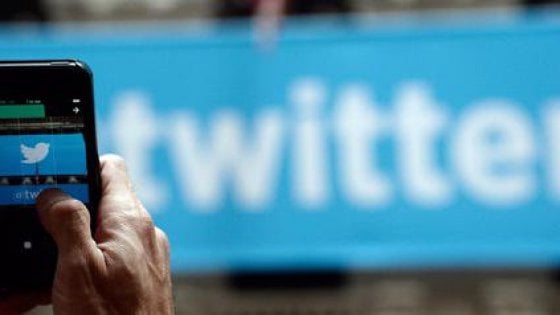 Twitter cancella fake news e falsi account