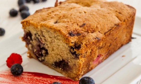 Cake ai mirtilli e lamponi (foto Stefano Caffarri)