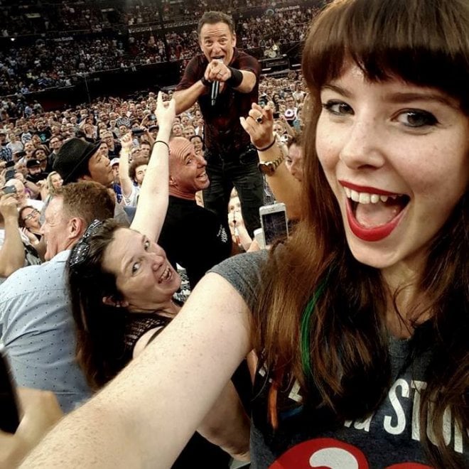 Australia, selfie con il Boss: l'autoscatto con Springsteen è perfetto - la Repubblica