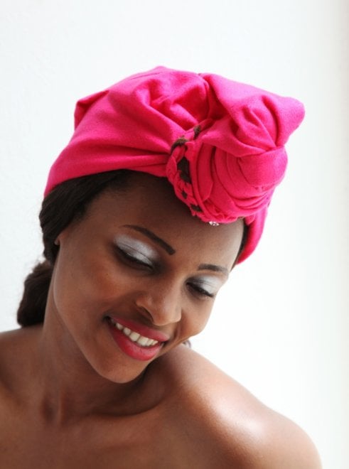Un turbante africano dopo la chemio 