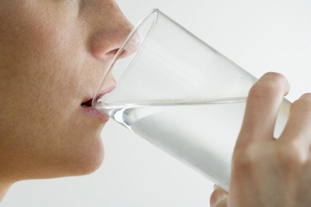 Disfagia, dalla postura all'alimentazione, le regole per prevenirla