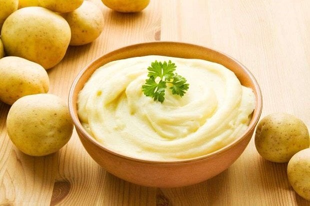 Disfagia, dalla postura all'alimentazione, le regole per prevenirla