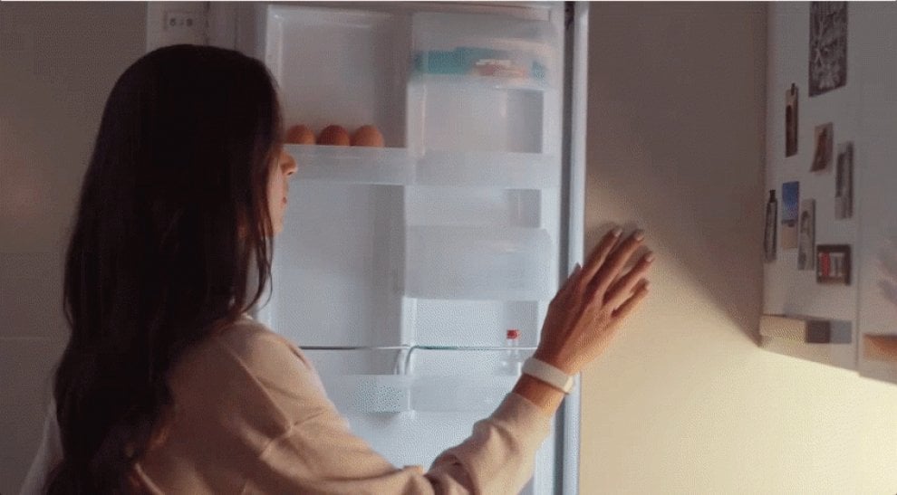 Hey, il braccialetto smart: ora l'amore ti 'tocca' a distanza