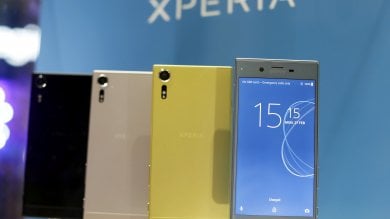 Una fotocamera con ''effetto wow'' Sony Xperia XZ va indietro nel tempo   video