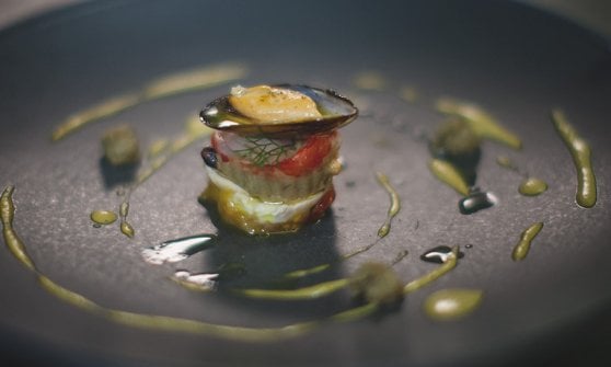La parmigiana di melanzane rivisitata da Salvatore La Ragione. foto: Andrea Moretti