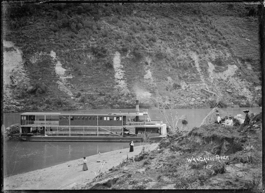 Whanganui in bianco e nero: la storia del fiume sacro ai maori