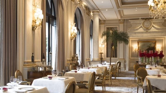 A Parigi l'hotel dei record: al suo interno tre ristoranti, tutti