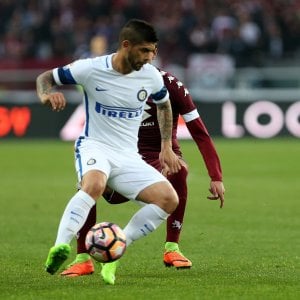 Inter, cedere per il fair play: indiziati Banega e Brozovic