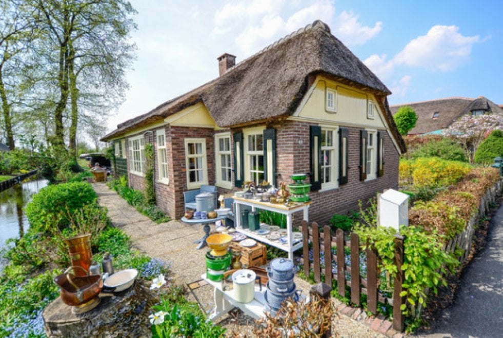 Giethoorn, la 'Venezia del Nord' che ha bandito le auto