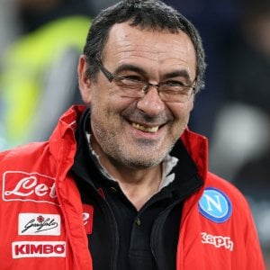 Napoli, Sarri ha dubbi a centrocampo: Allan favorito su Zielinski