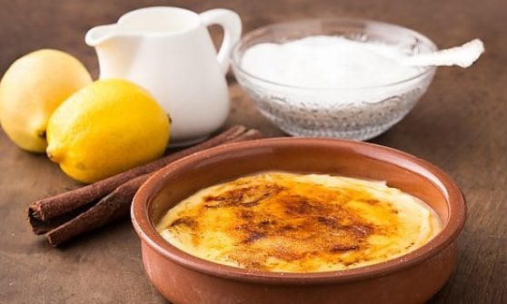 Cr&egrave;me br&ucirc;l&eacute;e