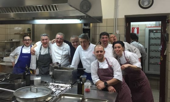 La speciale brigata "allargata" della cena di Vette&amp;Forchette