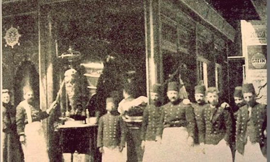 Kebab (r)evolution: i segreti e i luoghi dello street food più famoso del mondo
