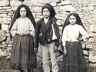 Cannes, Pontecorvo fa un film sui pastorelli santi di Fatima. Nel cast Harvey Keitel e Sonia Braga