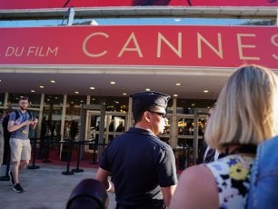 Evacuato il palazzo del cinema per pacco sospetto. Ma è solo un falso allarme