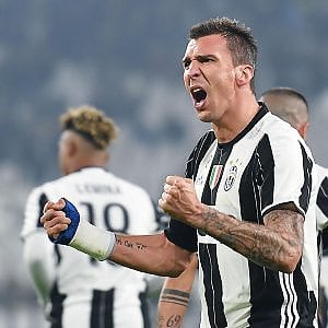 Le pagelle di Juventus-Crotone: Mandzukic il migliore, delusione Rohden