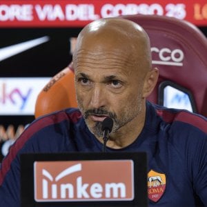 Spalletti saluta la Roma: ''Non meritavo quei fischi. Totti? Nessuna divisione, l'ho fatto giocare un anno in più''
