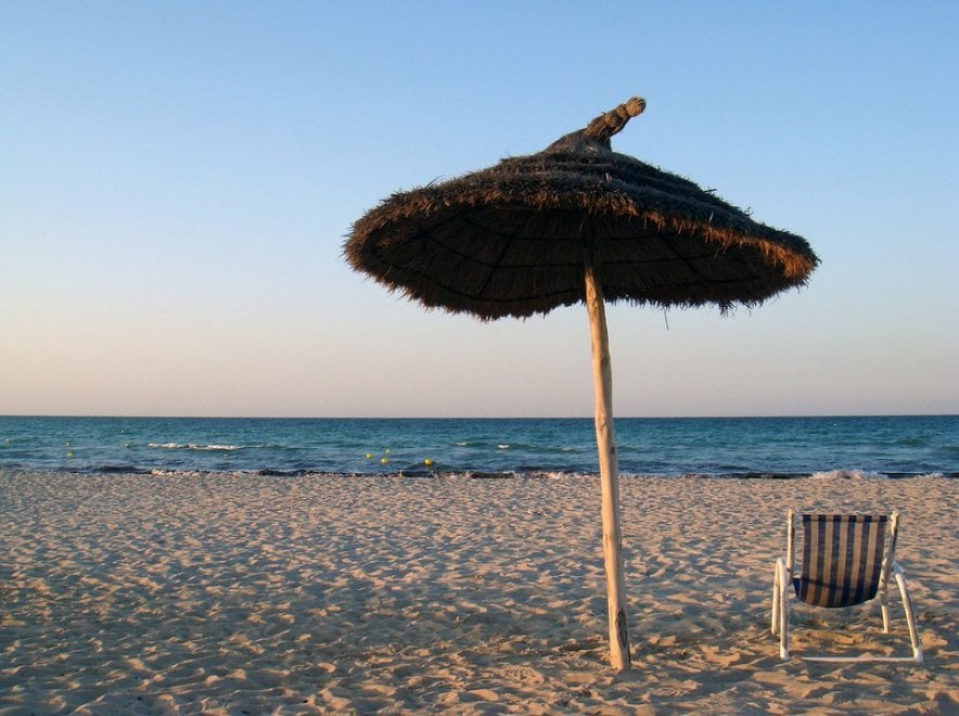 Anziani, il decalogo anti-caldo