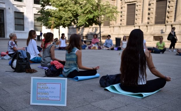 Yoga, la giornata internazionale: così si medita in piazza